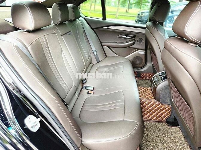 VinFast Lux A2.0 Plus 2022 - 5000 km SIÊU CỌP