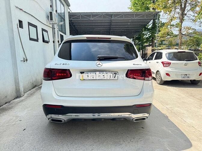 Mercedes Benz GLC 2020 200 4MATIC - 41000 km
