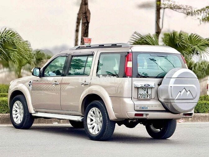 Ford Everest 2014 Limited 4x2 - 145000 km