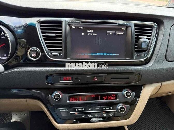 Kia Sedona 2018 2.2 DAT - 80000 km 1 chủ rát mới