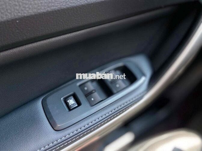 Ford Everest 2019 Trend 2.0L  AT 4x2 - 790000 km
