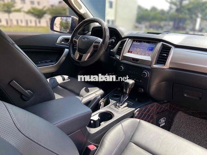 Ford Everest 2019 Trend 2.0L  AT 4x2 - 790000 km