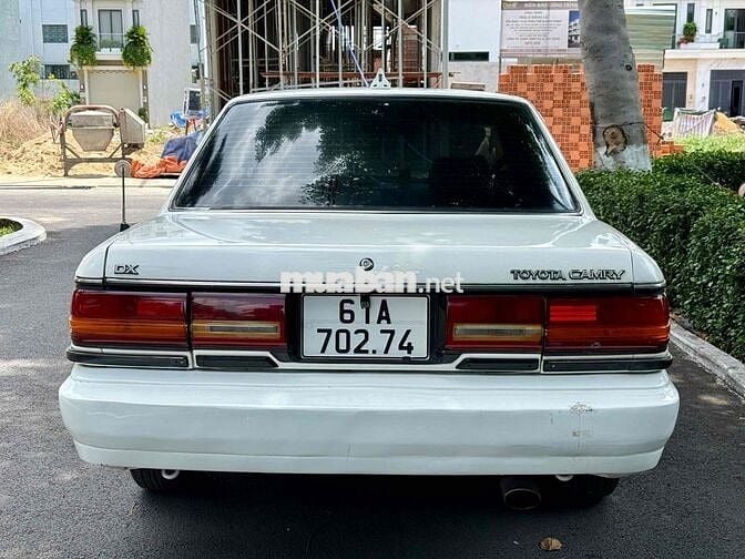 Toyota Camry 1989 AT số tự động mới kiểm T11/2025