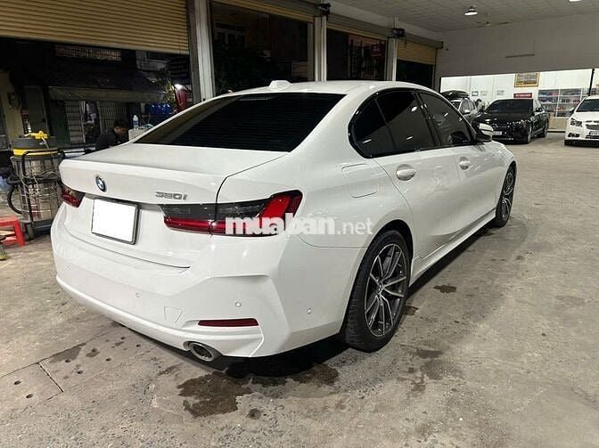 BMW 320i Sport Line LCI Model 2024 xe đẹp cực chất