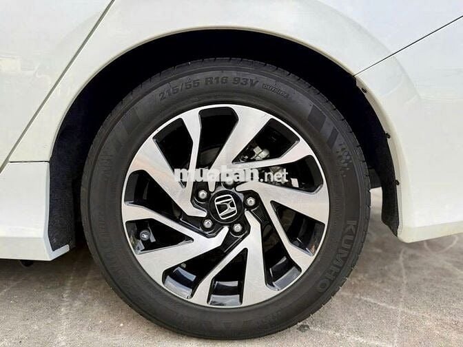 Honda Civic 2018 1.8 E - 50000 km