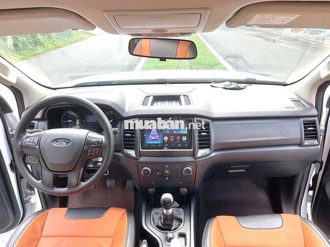 Ford Ranger 2021 XL 2 cầu số sàn