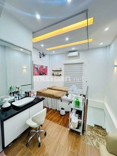 Bán nhà Giải Phóng - Hoàng Mai, DT 41m x 5 tầng. Phân lô ô tô vào nhà