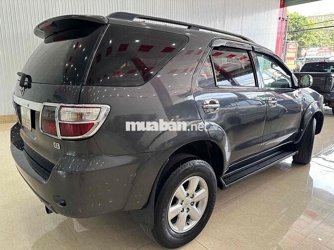 Giá: 365 Triệu FORTUNER 2009 Máy dầu Không đổ hơi
