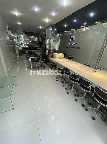Cho thuê nhà 2 mặt tiền 49 Huỳnh Văn Bánh, Phú Nhuận , vị trí đẹp