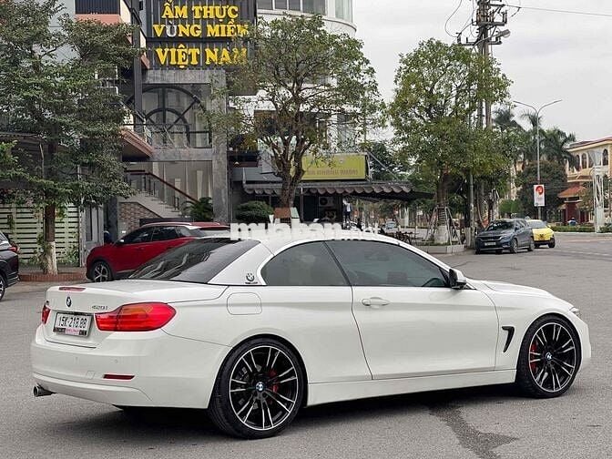 BMW 4 Series 2015 420i Convertible - 73000 km