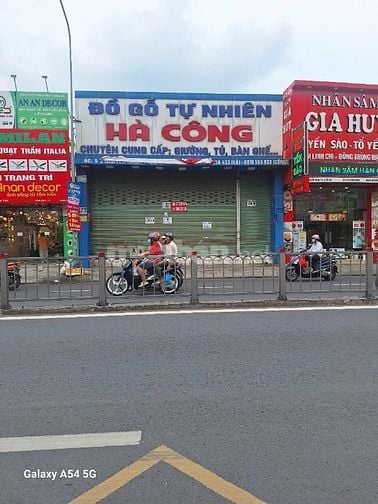 Cho thuê nhà mặt tiền Nguyễn Oanh P6 Gò Vấp: Diện tích 10mx37m