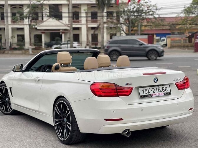 BMW 4 Series 2015 420i Convertible - 73000 km