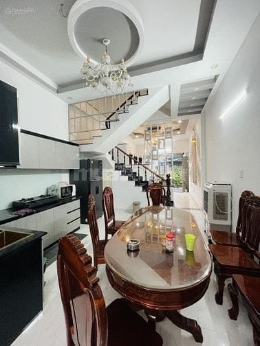 CẦN BÁN GẤP NHÀ ĐƯỜNG LÊ TRỰC P7, QUẬN BÌNH THẠNH GẦN HOÀNG HOA THÁM