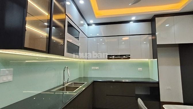 LÔ GÓC, Ô TÔ ĐỖ CỬA, DÂN TRÍ CAO , NHIỀU TIỆN ÍCH, SỐNG LÝ TƯỞNG .