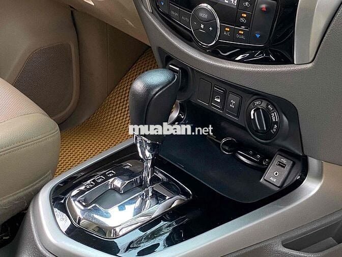 Nissan Navara 2019 2.5 AT 4WD PREMIUM (VL) - 80000