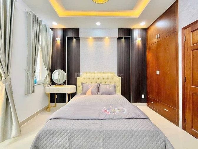 Nhà nằm ngay chợ Tân Định tại Nguyễn Hữu Cầu, Q1| 3,480 tỷ| 48m2