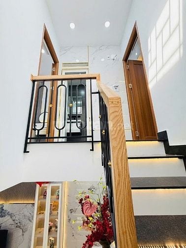 NHÀ ĐẸP GIAO NGAY, 4,290 TỶ/48M2 ĐƯỜNG SỐ 11, P.TÂN QUY, Q7, SHR