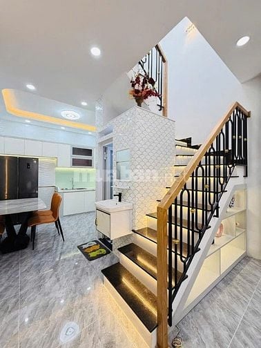 NHÀ ĐẸP GIAO NGAY, 4,290 TỶ/48M2 ĐƯỜNG SỐ 11, P.TÂN QUY, Q7, SHR