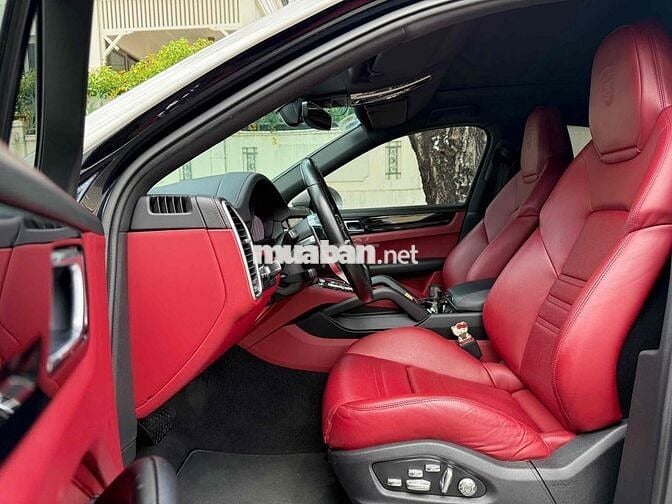 Porsche Cayenne 2021 S Coupe - 39000 km