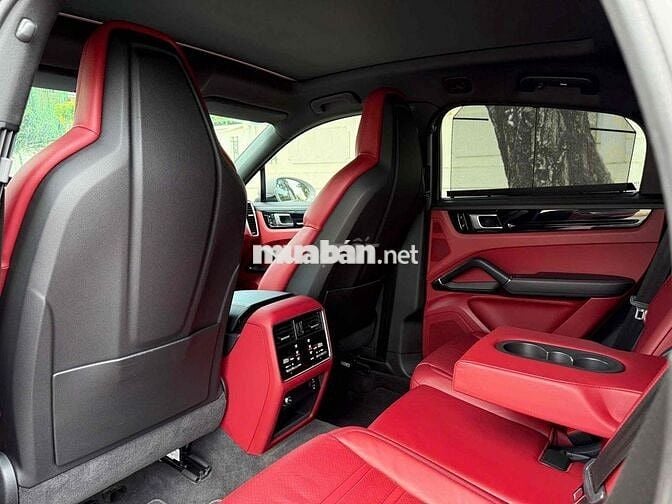 Porsche Cayenne 2021 S Coupe - 39000 km