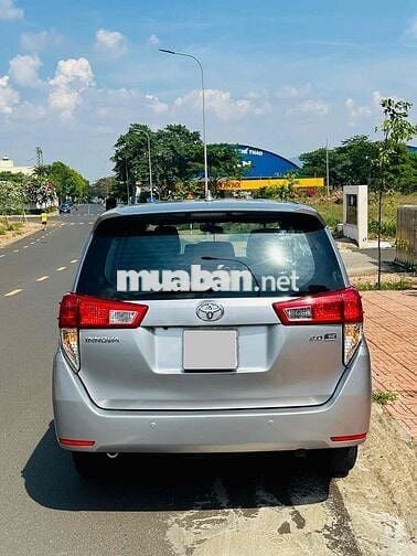 Toyota Innova 2019 2.0E - 117000 km