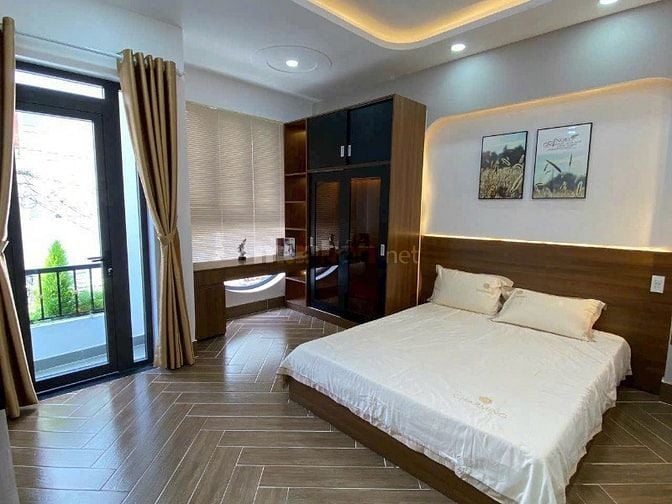 Định cư nước ngoài bán nhà đường Lê Văn Sỹ, P13,Q.3. 42,5m2 /2.450 tỷ
