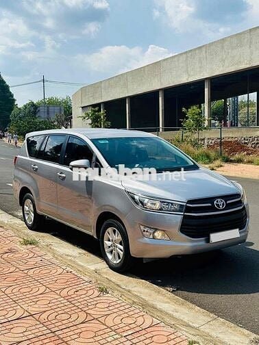 Toyota Innova 2019 2.0E - 117000 km