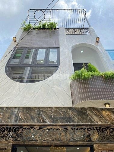 Định cư nước ngoài bán nhà đường Lê Văn Sỹ, P13,Q.3. 42,5m2 /2.450 tỷ
