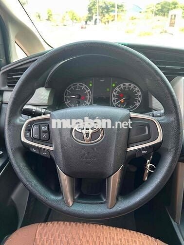 Toyota Innova 2019 2.0E - 117000 km