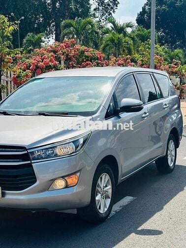 Toyota Innova 2019 2.0E - 117000 km