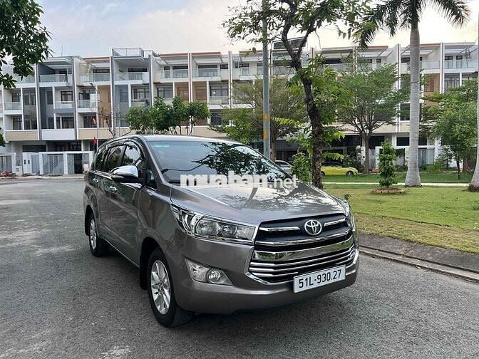 Toyota Innova 2017 2.0E - 92000 km