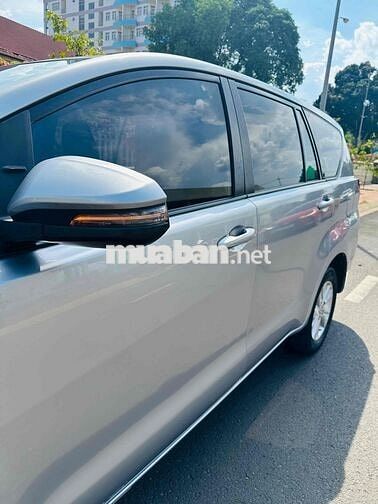 Toyota Innova 2019 2.0E - 117000 km