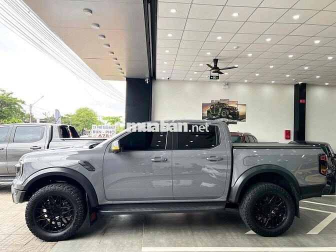 Ford Ranger 2023 Raptor - 28000 km đủ đồ chơi