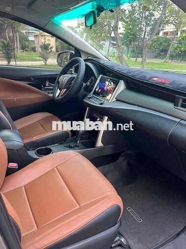 Toyota Innova 2017 2.0E - 92000 km