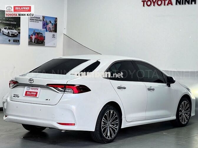 Toyota Altis 2023 1.8V - Hỗ trợ vay ngân hàng