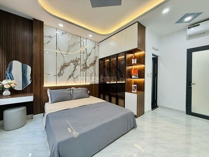 Bán gấp căn nhà 3 tầng 46m2 đường Bùi Minh Trực, Quận 8 3tỷ350