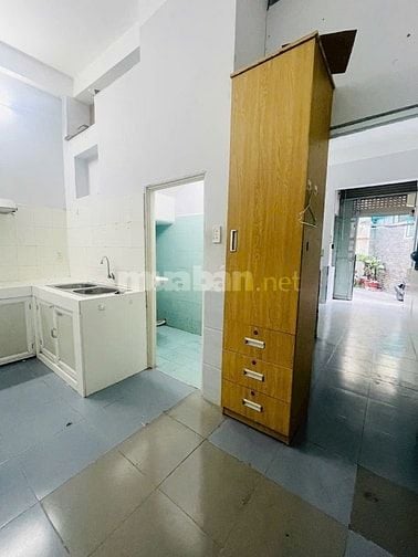 Chính Chủ Bán Nhà 1/ Sát Đường Phan Xích Long Quận Phú Nhuận
