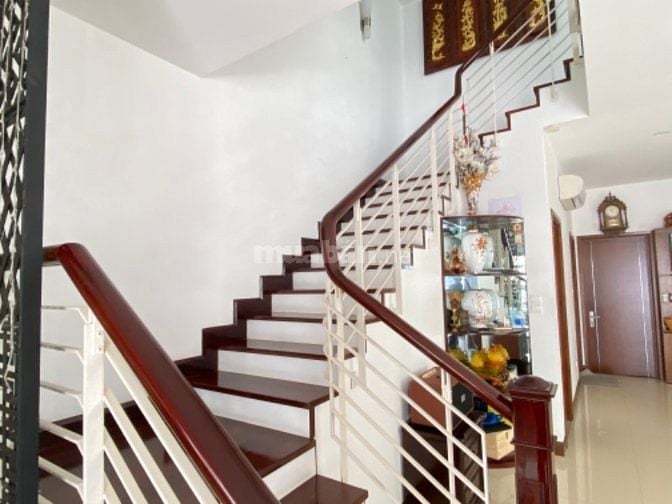 Bán Biệt Thự ABC số 97 Trần Não, Q2