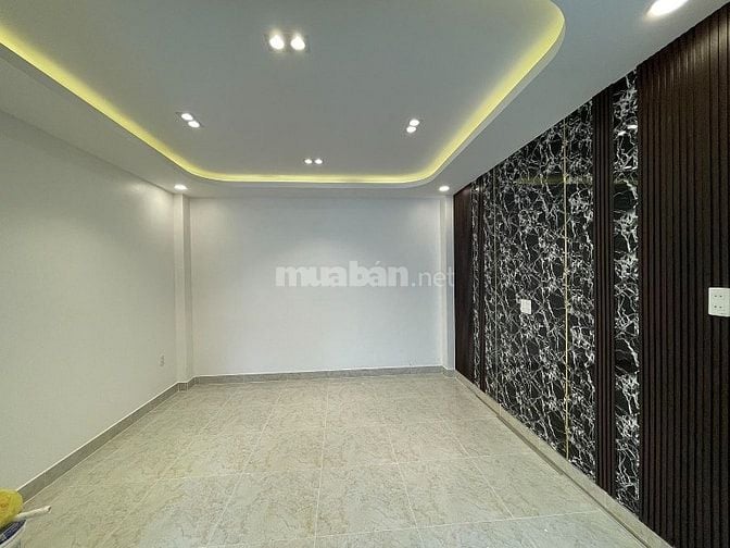 Cho thuê nguyên căn số 91/22C Nguyễn Trọng Tuyển, n.thất ccấp, Hẻm ôtô