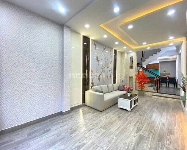 Kẹt tiền kinh doanh bán nhanh thu vốn nhà Trần Xuân Soạn  tân kiểng Q7