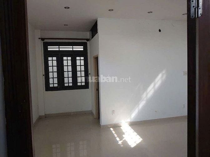 Cho thuê nhà Mặt tiền Đào Duy Anh, 4x15m Trệt lầu. Giá 15tr