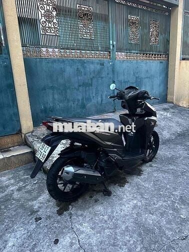 Cần bán Vario 150cc 2017 chính chủ