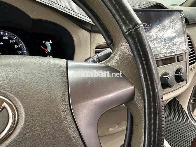 TOYOTA INNOVA 2.0E SX 2015 MỚI XUẤT SẮC