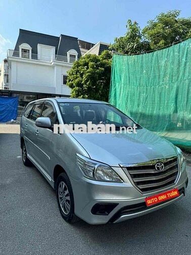 TOYOTA INNOVA 2.0E SX 2015 MỚI XUẤT SẮC