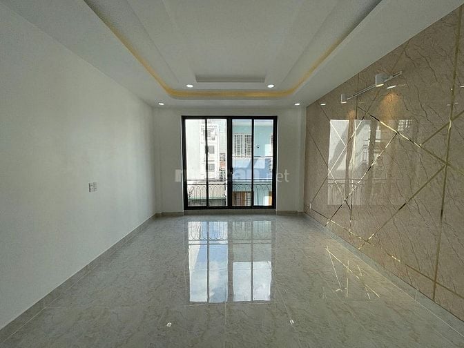 Cho thuê nguyên căn số 91/22C Nguyễn Trọng Tuyển, n.thất ccấp, Hẻm ôtô