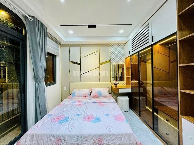 Bán nhà 53,8m2 giá 3 tỷ 850 triệu đường Trần Quang Diệu, P14, Quận 3