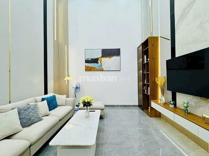 Bán nhà 53,8m2 giá 3 tỷ 850 triệu đường Trần Quang Diệu, P14, Quận 3