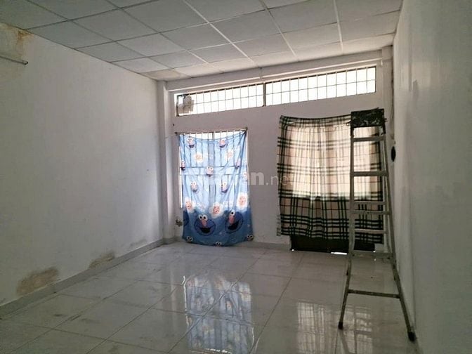 Phù hợp mua cải tạo theo sở thích, DT ~ 4x19m, 02 Tầng.