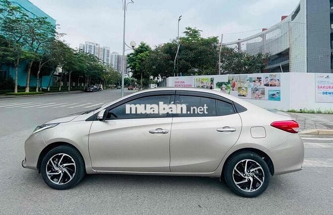 Toyota Vios 2022 G 1.5 CVT - Nâu Vàng