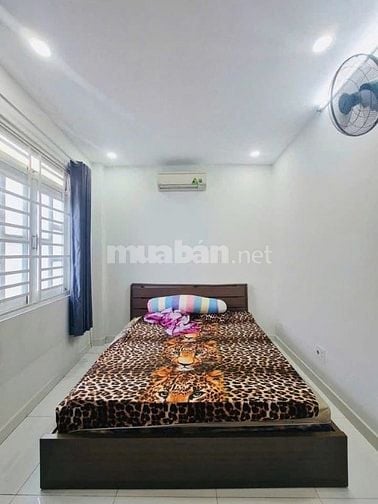  Nhà Phan Huy Thực 60m2 sát bên trường Tiểu Học Tân Quy, giá 3tỷ270